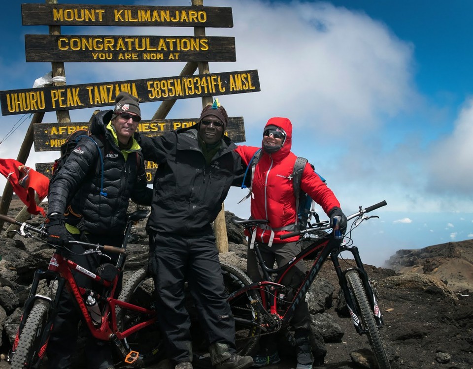 טיפוס לקילימנג'רו באופניים עולם הספארי